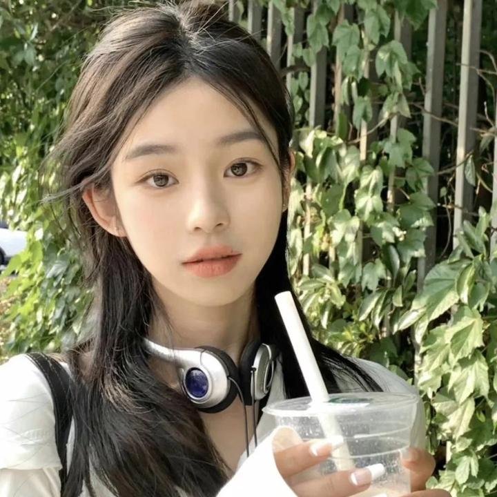 彩凤春情